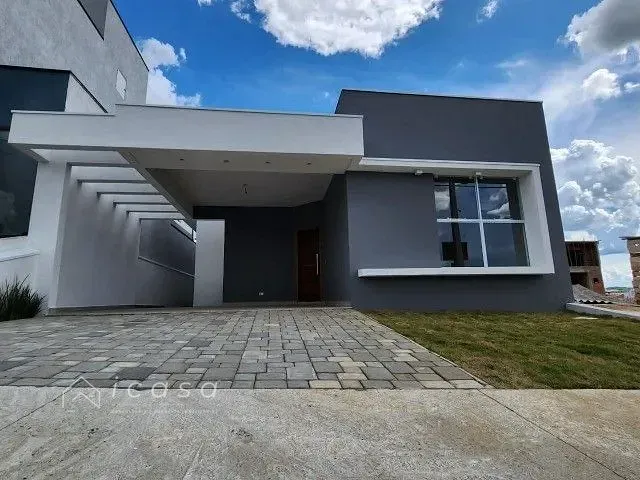 Casa com 250m² 3 quartos e 3 banheiros, à venda, no bairro Itapecerica em Taubaté