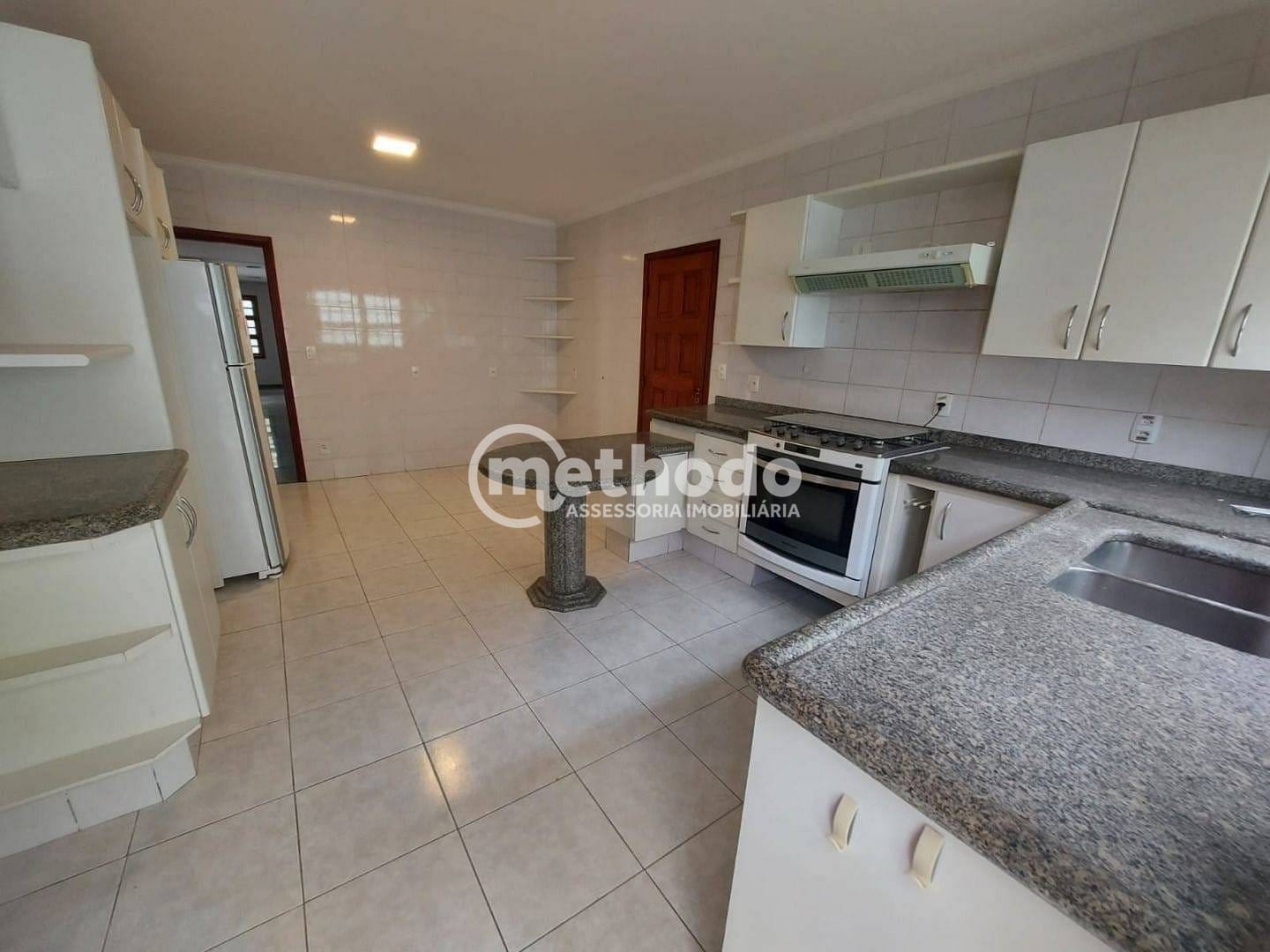 Casa, 4 quartos, 737 m² - Foto 7