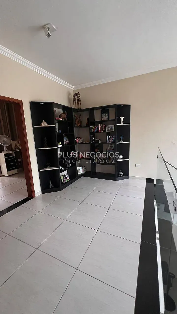 Casa, 3 quartos, 268 m² - Foto 4