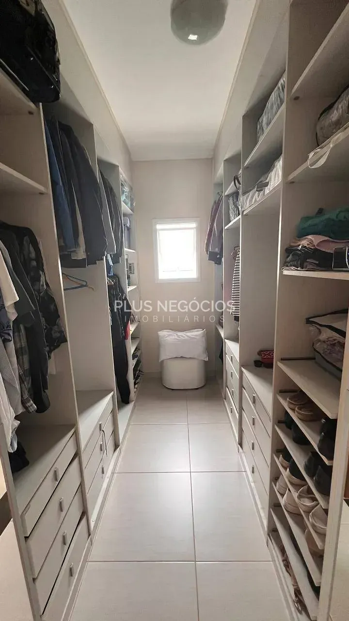 Casa, 3 quartos, 268 m² - Foto 11