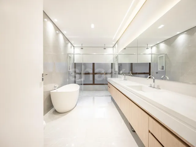 Casa com 568m² 4 quartos e 5 banheiros, à venda, no bairro Tamboré em Barueri
