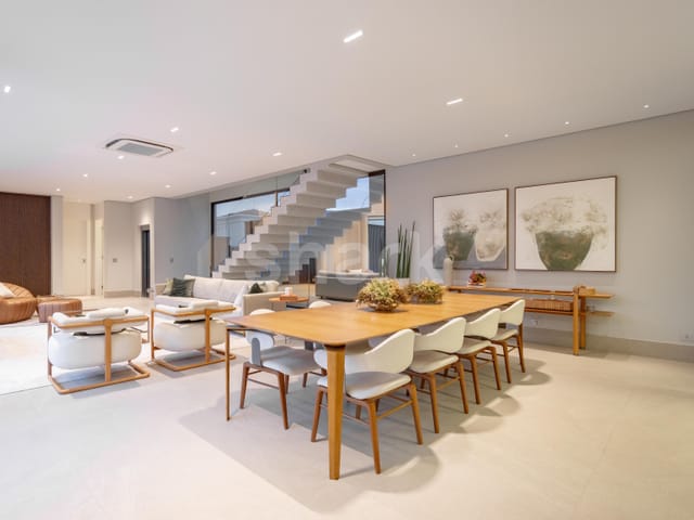 Casa com 568m² 4 quartos e 5 banheiros, à venda, no bairro Tamboré em Barueri