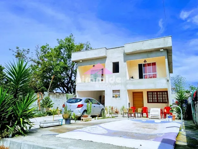 Casa com 600m² 5 quartos e 3 banheiros, à venda, no bairro Jardim Limoeiro em São José dos Campos