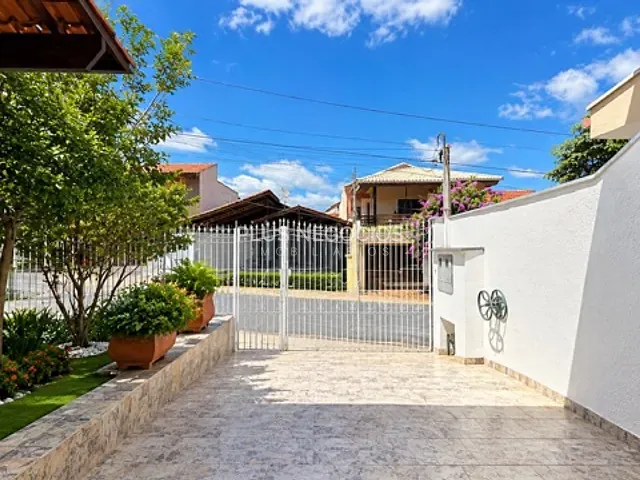 Casa com 264m² 2 quartos e 3 banheiros, à venda, no bairro Jardim São Paulo em Sorocaba