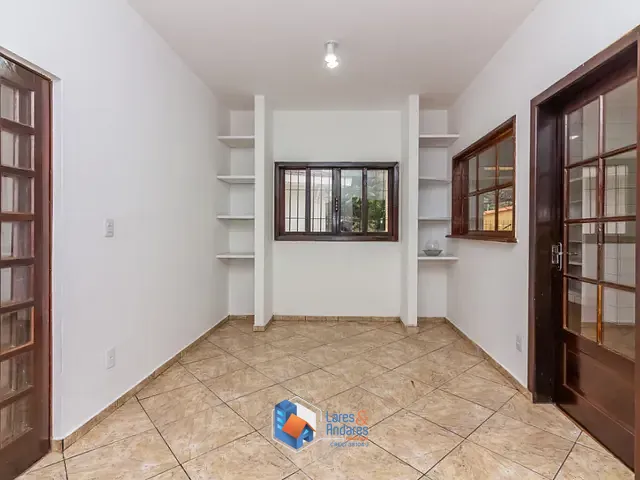 Casa com 486m² 4 quartos e 2 banheiros, à venda, no bairro Vila Primavera em São Paulo