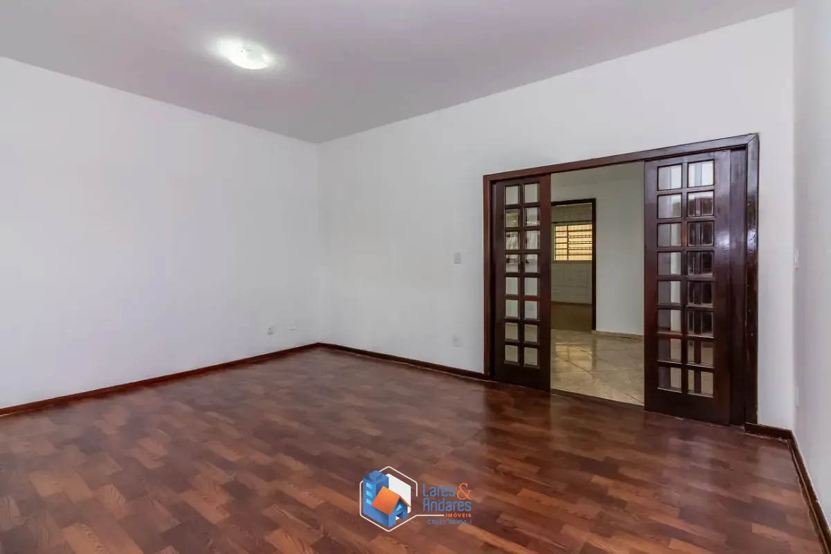 Casa, 4 quartos, 154 m² - Foto 1