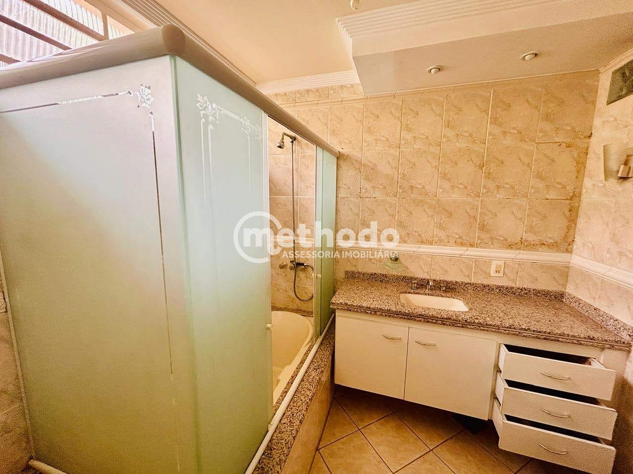 Casa, 4 quartos, 310 m² - Foto 32