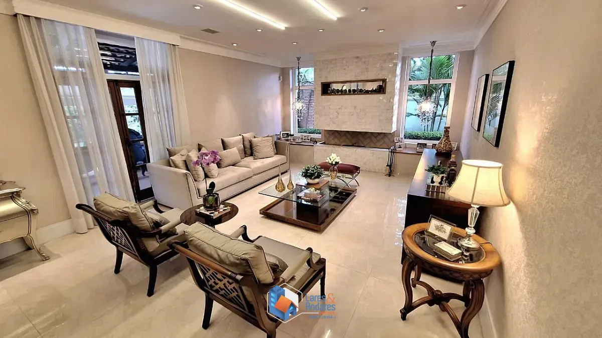 Casa, 3 quartos, 442 m² - Foto 1