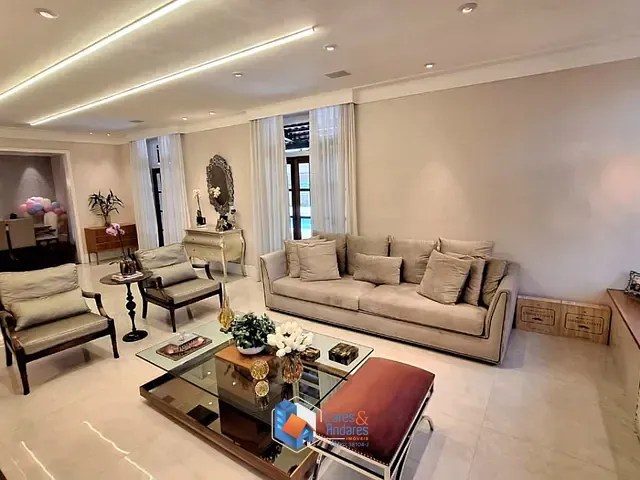 Casa com 860m² 3 quartos e 5 banheiros, à venda, no bairro Jardim Leonor em São Paulo