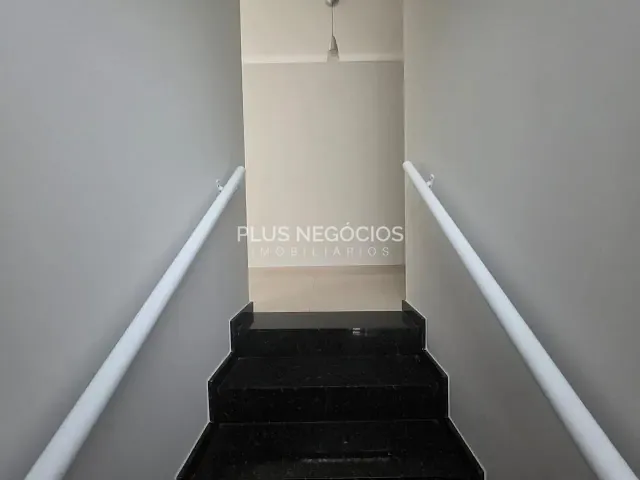 Casa 3 quartos e 5 banheiros, para alugar, no bairro Parque Residencial Villa dos Inglezes em Sorocaba