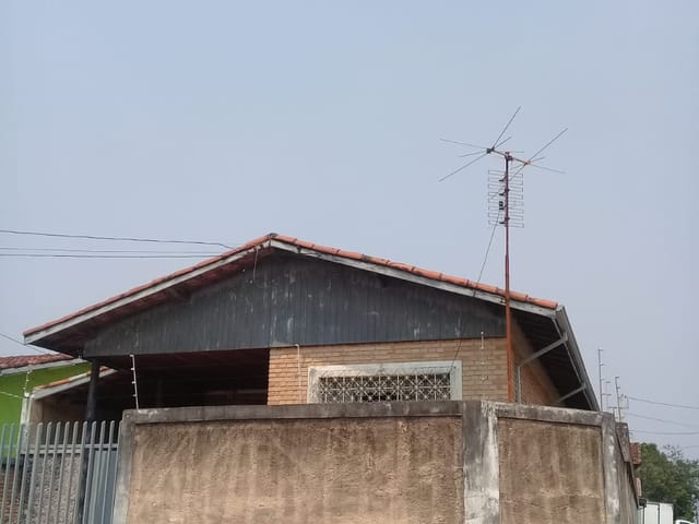 Casa com 250m² 3 quartos e 2 banheiros, à venda, no bairro Quadra Coberta em Pindamonhangaba