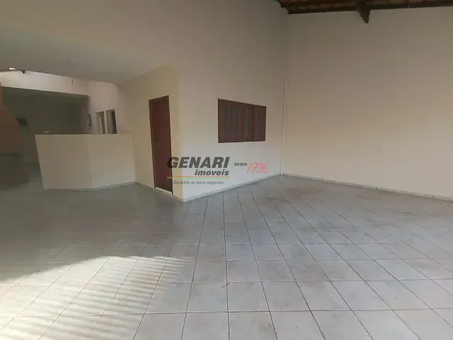 Casa 2 quartos e 2 banheiros, para alugar, no bairro Jardim Cidade Jardim em Indaiatuba