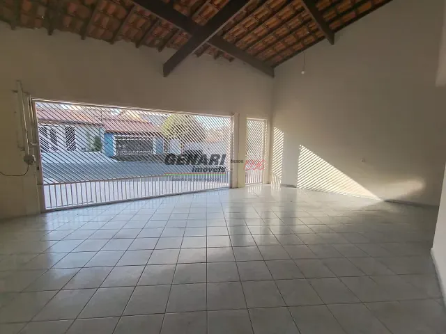 Casa 2 quartos e 2 banheiros, para alugar, no bairro Jardim Cidade Jardim em Indaiatuba