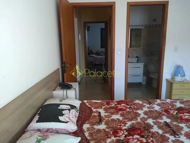 Casa com 262m² 2 quartos e 2 banheiros, à venda, no bairro Mantiqueira em Pindamonhangaba