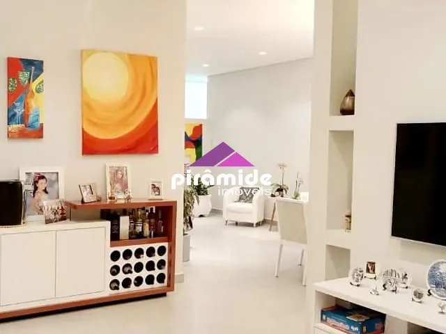 Casa com 450m² 3 quartos e 4 banheiros, à venda, no bairro Urbanova em São José dos Campos