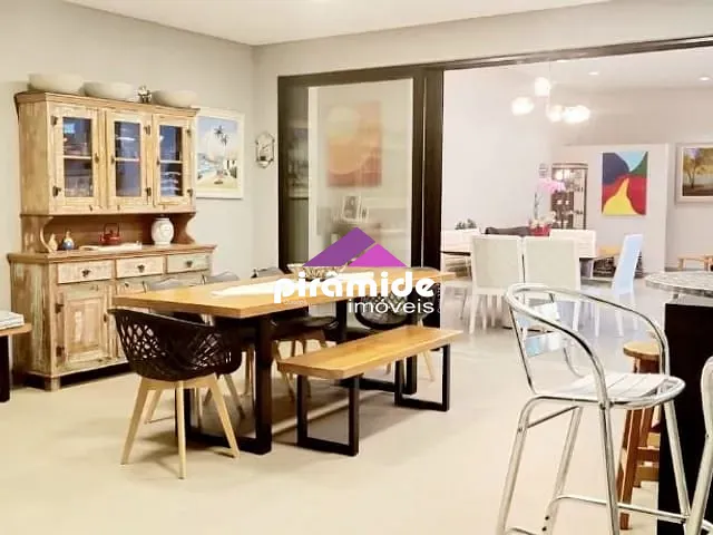 Casa com 450m² 3 quartos e 4 banheiros, à venda, no bairro Urbanova em São José dos Campos