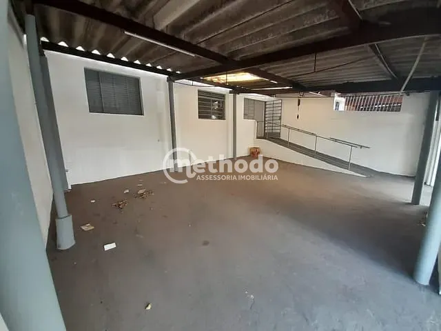 Casa com 250m² 2 quartos e 1 banheiro, à venda, no bairro Vila Proost de Souza em Campinas