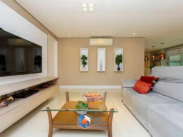 Casa com 225m² 4 quartos e 4 banheiros, à venda, no bairro Vila Anhangüera em São Paulo