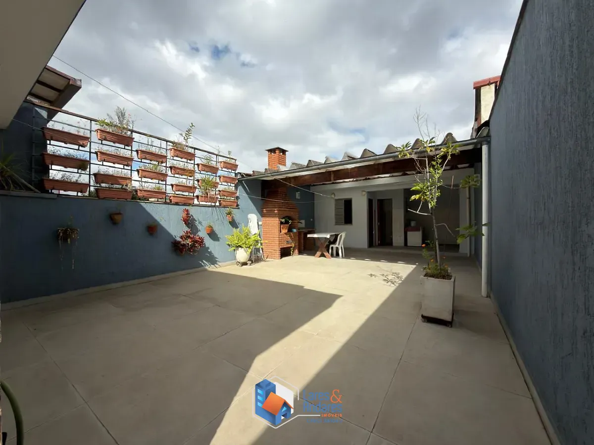 Casa, 3 quartos, 177 m² - Foto 1