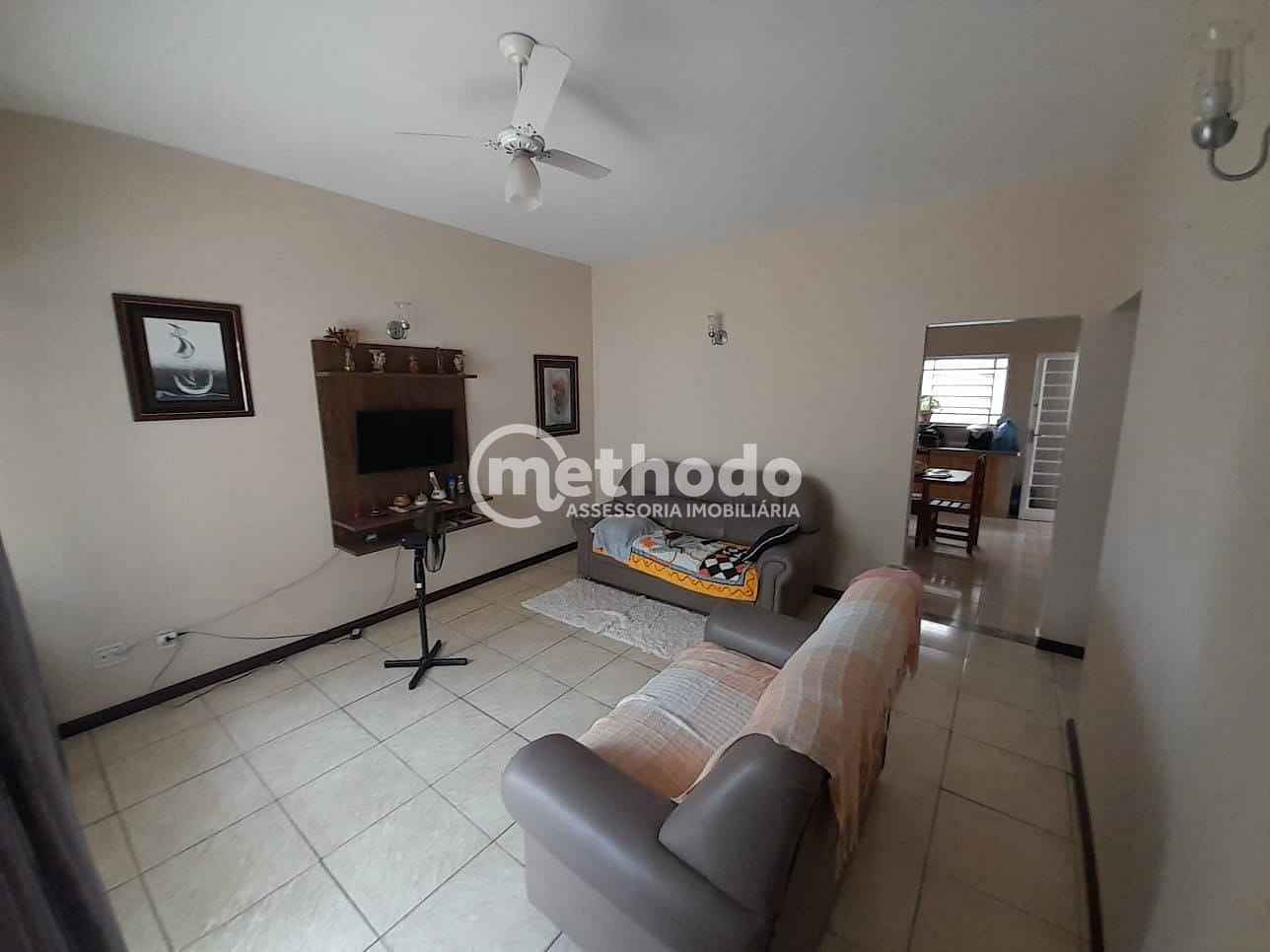 Casa, 1 quarto, 302 m² - Foto 4