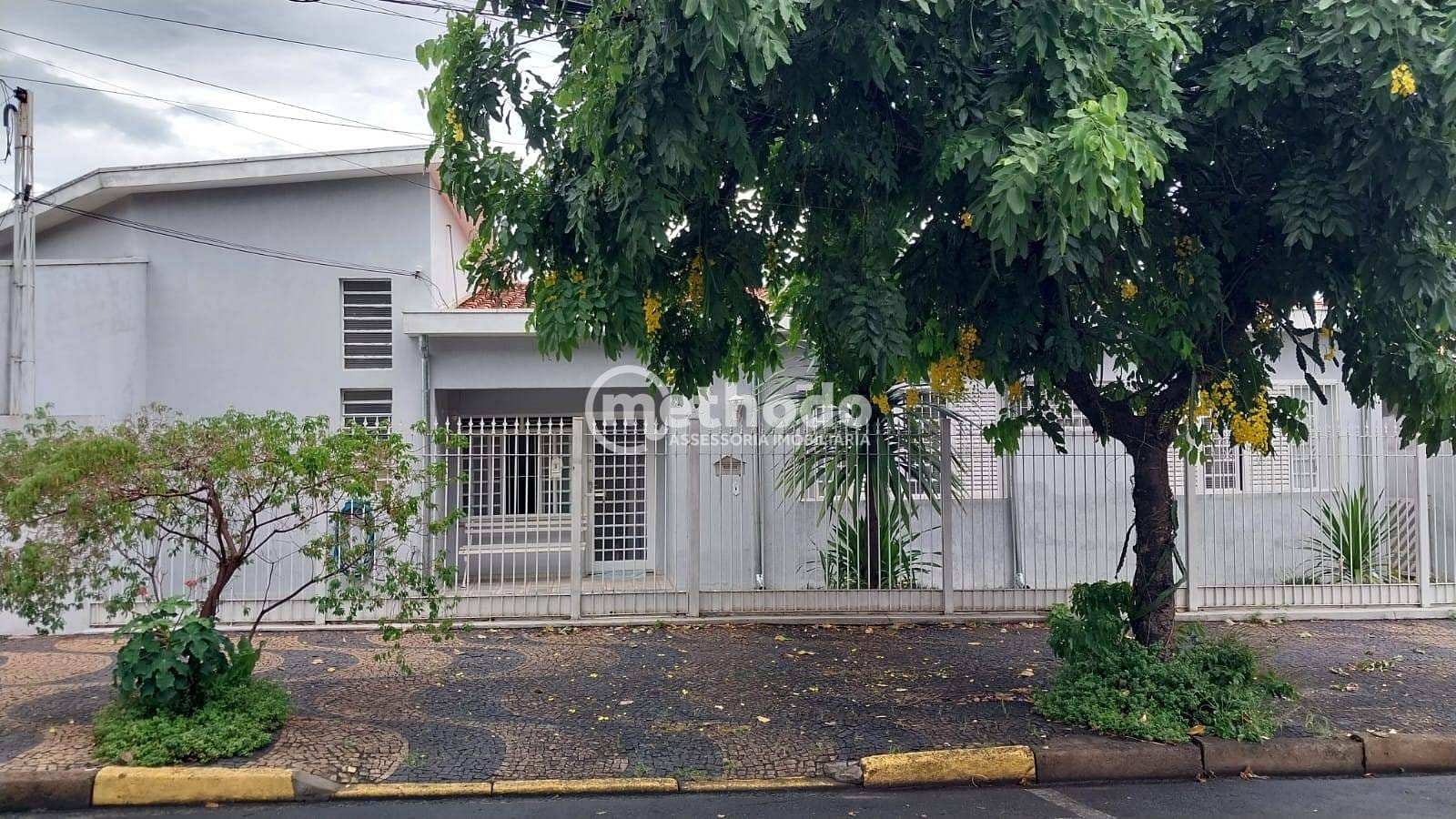 Casa, 1 quarto, 302 m² - Foto 1