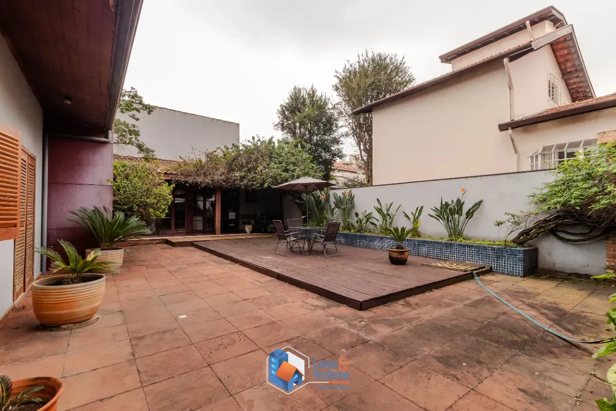 Casa, 3 quartos, 242 m² - Foto 2