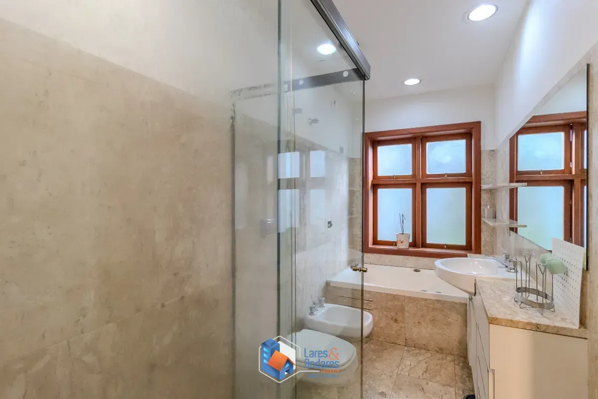 Casa, 3 quartos, 242 m² - Foto 37