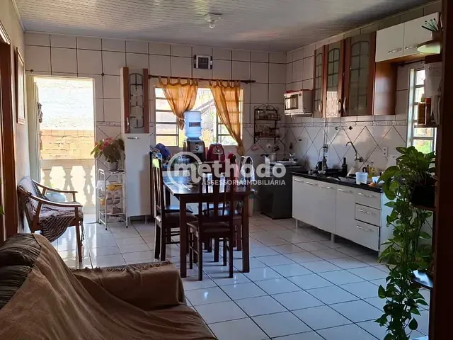 Casa com 300m² 2 quartos e 2 banheiros, à venda, no bairro Jardim São Pedro de Viracopos em Campinas