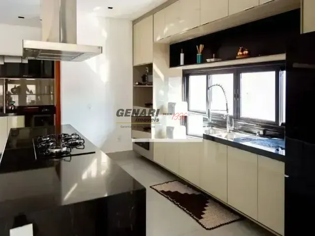 Casa com 240m² 3 quartos e 5 banheiros, à venda, no bairro Jardim Mantova em Indaiatuba