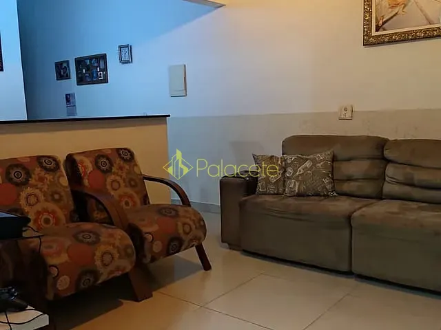 Casa com 125m² 2 quartos e 2 banheiros, à venda, no bairro Triângulo em Pindamonhangaba