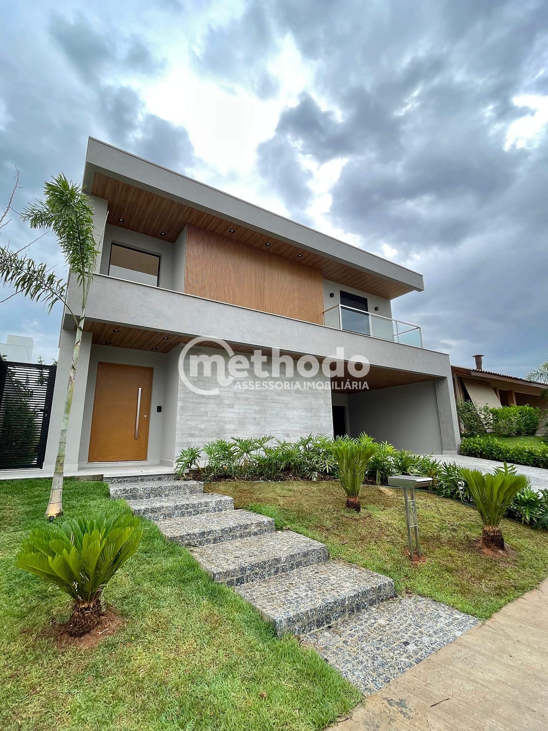 Casa, 4 quartos, 333 m² - Foto 1