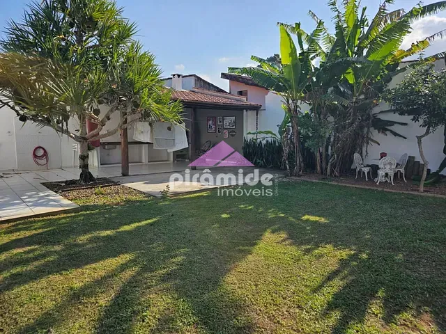 Casa com 600m² 3 quartos e 3 banheiros, à venda, no bairro Portal do Patrimonium em Caraguatatuba