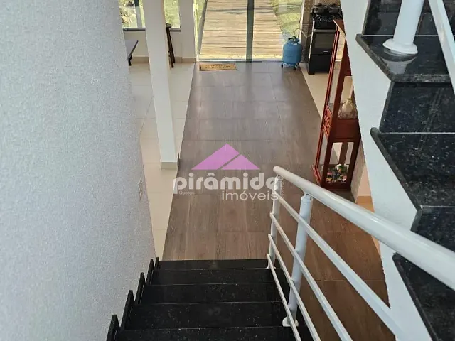 Casa com 300m² 4 quartos e 3 banheiros, à venda, no bairro Portal do Patrimonium em Caraguatatuba