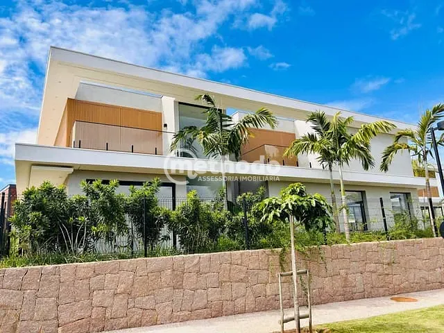 Casa 5 quartos e 7 banheiros, à venda, no bairro Loteamento Residencial Pedra Alta (Sousas) em Campinas