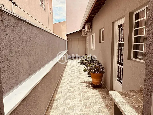Casa com 265m² 2 quartos e 2 banheiros, à venda, no bairro Jardim Hubert em Indaiatuba