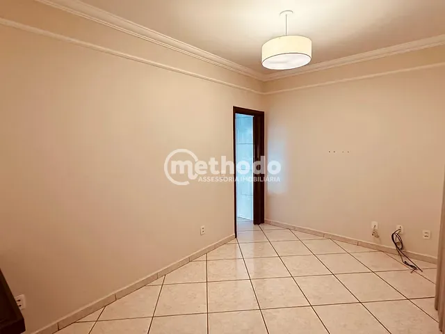 Casa com 265m² 2 quartos e 2 banheiros, à venda, no bairro Jardim Hubert em Indaiatuba