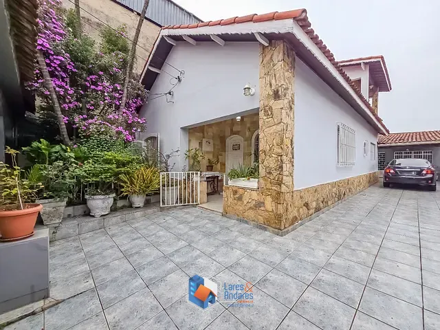 Casa com 322m² 2 quartos e 2 banheiros, à venda, no bairro Vila Dionisia em São Paulo