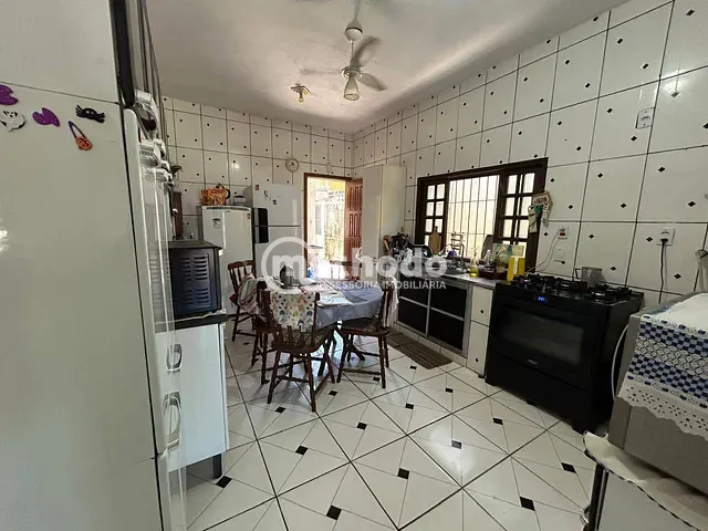 Casa com 260m² 3 quartos e 2 banheiros, à venda, no bairro Jardim Praia Grande em Mongaguá