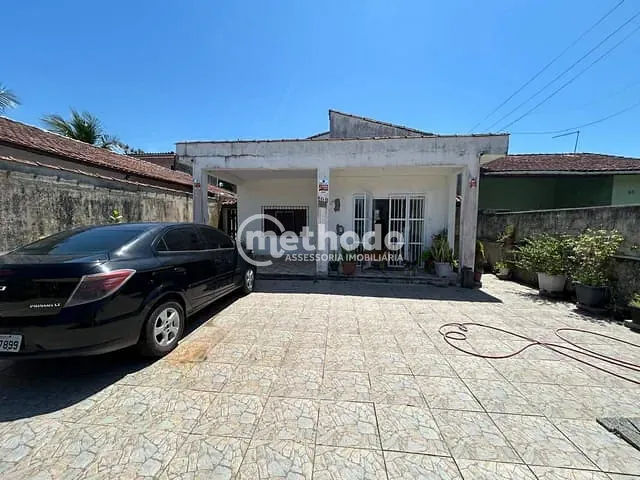Casa com 260m² 3 quartos e 2 banheiros, à venda, no bairro Jardim Praia Grande em Mongaguá