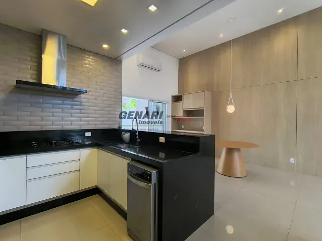 Casa com 300m² 3 quartos e 5 banheiros, à venda, no bairro RESIDENCIAL MARIA DULCE em Indaiatuba