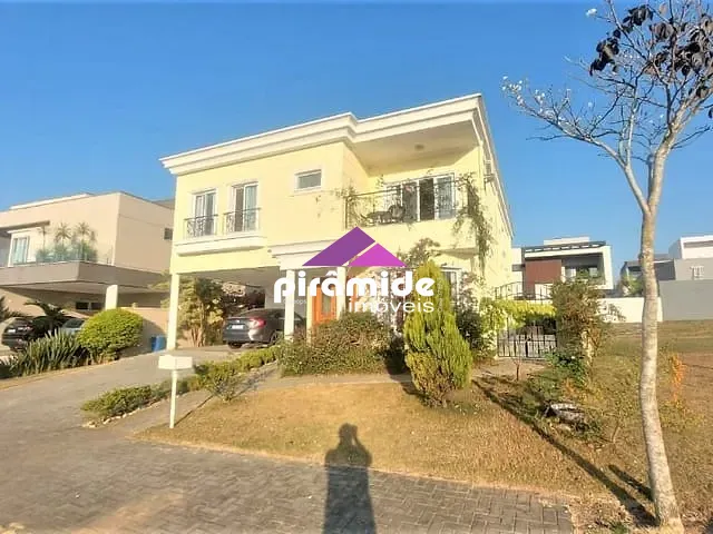 Casa com 468m² 4 quartos e 6 banheiros, à venda, no bairro Urbanova em São José dos Campos