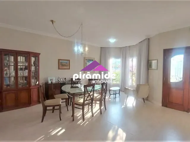 Casa com 468m² 4 quartos e 6 banheiros, à venda, no bairro Urbanova em São José dos Campos