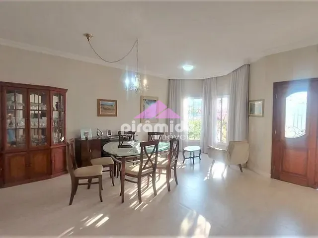 Casa com 468m² 4 quartos e 6 banheiros, à venda, no bairro Urbanova em São José dos Campos