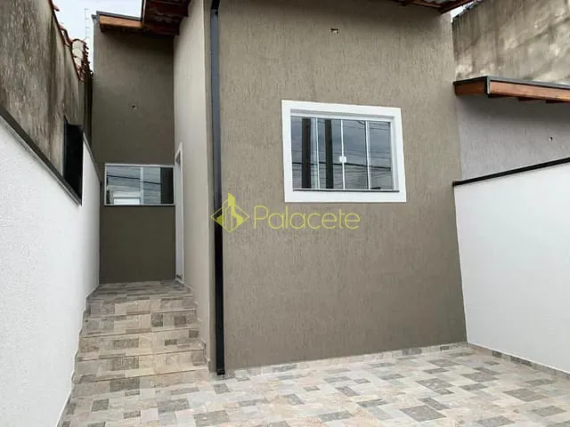 Casa com 125m² 2 quartos e 2 banheiros, à venda, no bairro Residencial Estoril em Taubaté