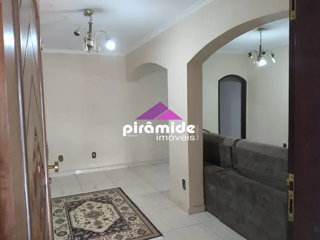 Casa com 175m² 3 quartos e 4 banheiros, à venda, no bairro Jardim Paulista em São José dos Campos