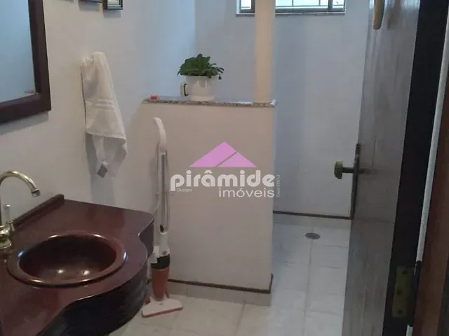 Casa com 175m² 3 quartos e 4 banheiros, à venda, no bairro Jardim Paulista em São José dos Campos