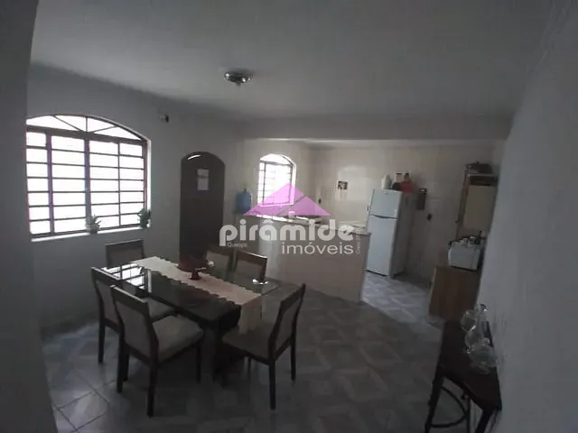 Casa com 175m² 3 quartos e 4 banheiros, à venda, no bairro Jardim Paulista em São José dos Campos