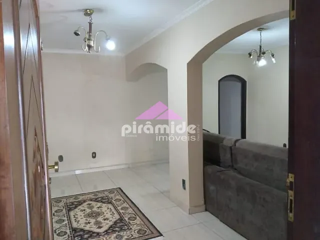 Casa com 175m² 3 quartos e 4 banheiros, à venda, no bairro Jardim Paulista em São José dos Campos