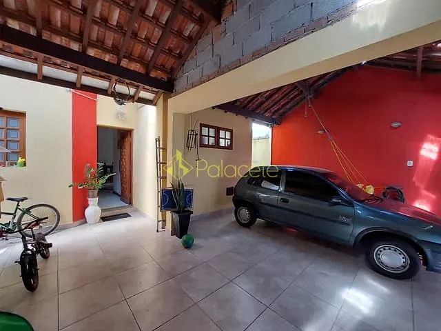 Casa com 250m² 3 quartos e 2 banheiros, à venda, no bairro Vale das flores em Tremembé