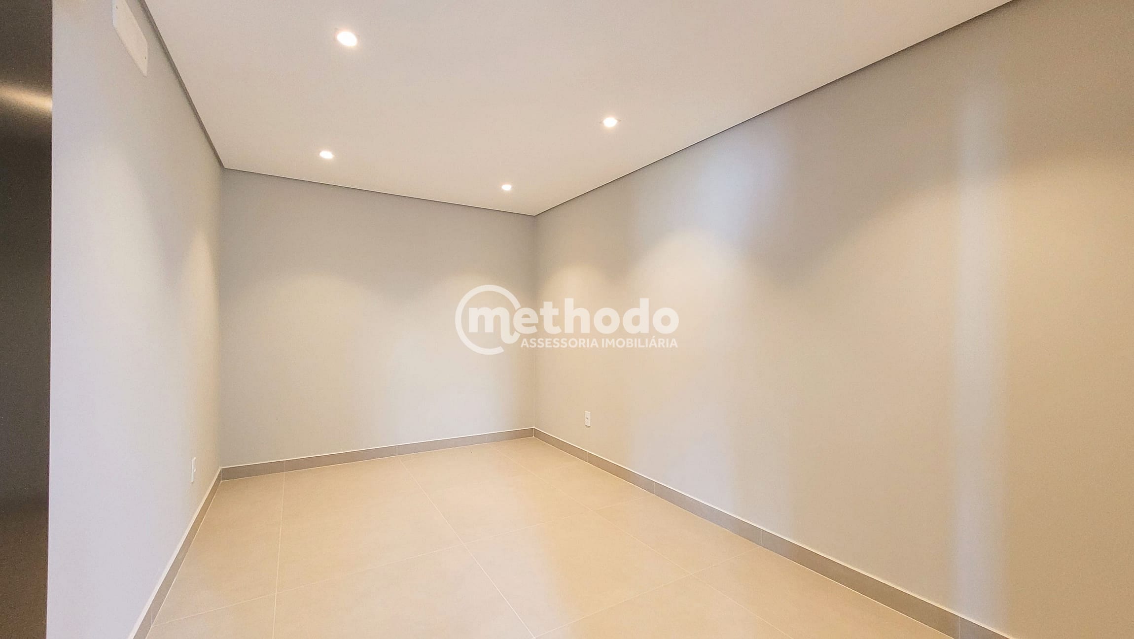 Casa, 4 quartos, 320 m² - Foto 9